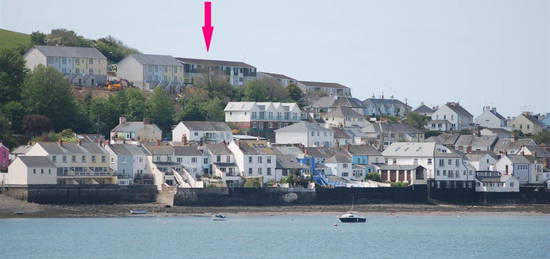 Flat to rent in The Mount, Appledore, Bideford EX39