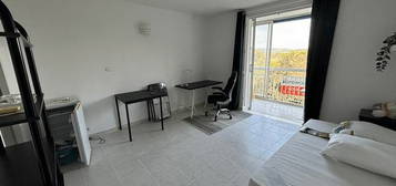 Location appartement 1 pièce 27 m²