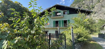 Villa unifamiliare via Basilio Bozzetti, Nibbio, Mergozzo