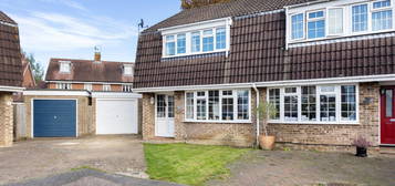 3 bed semi-detached house for sale