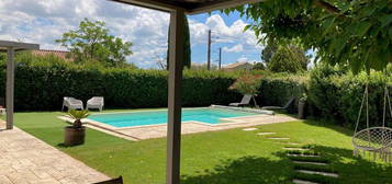 Villa standing T6 – 135 m² Piscine et dépendances