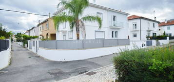 Moradia M3 no Bairro Norton de Matos - Coimbra