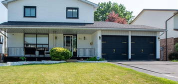 7 Monarch Dr, Chatham Kent, ON N7L 5G2