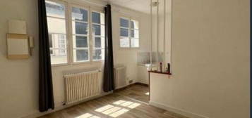 Studio 1 pièce 19 m²