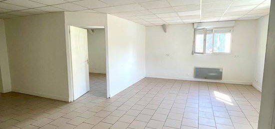 Apparemment 80m2