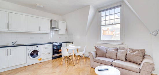 Flat for sale in Epple Road, London SW6