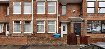 2 bed terraced house for sale