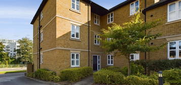 Flat to rent in Andersons Croft, Cotterells, Hemel Hempstead, Hertfordshire HP1