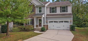 12309 Lookout Point Dr, Charlotte, NC 28269