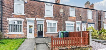 Terraced house to rent in Crown Street, Mansfield NG18