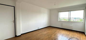 Appartement  à vendre, 4 pièces, 2 chambres, 55 m²