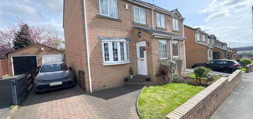 3 bed semi-detached house for sale