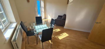 2 bed flat to rent