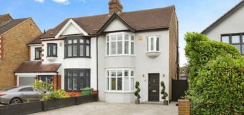 5 bed semi-detached house to rent