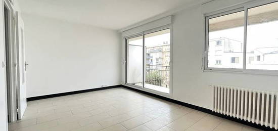 Location appartement 1 pièce 28 m²