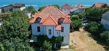 Casa interbelica  cu vedere la mare de vanzare in Eforie Sud