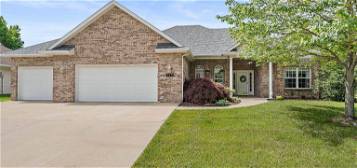 115 Coventry Ct, Columbia, MO 65203