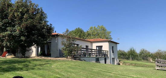 Maison de plain-pied  à vendre, 1 pièce, 160 m², Terrain 2 418 m²