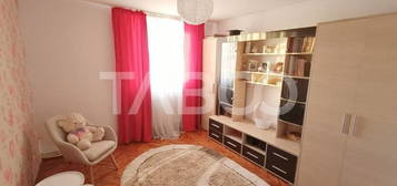 Apartament 3 camere 70 mp utili partial mobilat utilat balcon Sebes