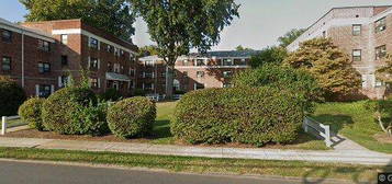 196 Union Ave APT E, Rutherford, NJ 07070