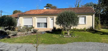 Maison de plein pied de 2011 d'une surface habitable de 104m2 située au nord de Périgueux