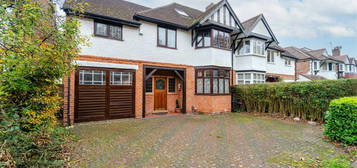 4 bedroom semi-detached house