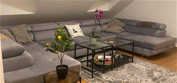 Schöne 2 Zimmer Wohnung mit Riesen Terrasse sucht neuen Vermieter