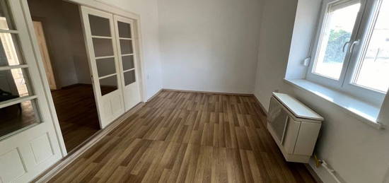 Eladó 80 m2 családi ház, Szarvas