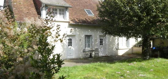 Maison 6 pièce(s), LANGÉ