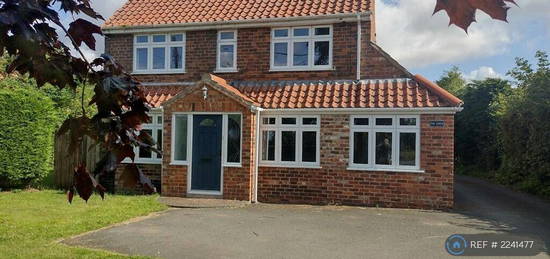 4 bedroom detached house