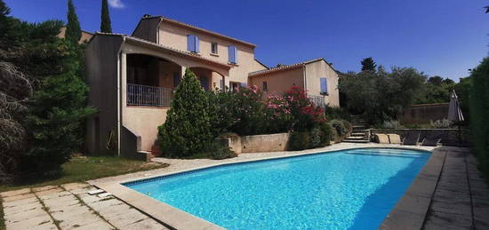 Maison meublée  à louer, 4 pièces, 3 chambres, 110 m²