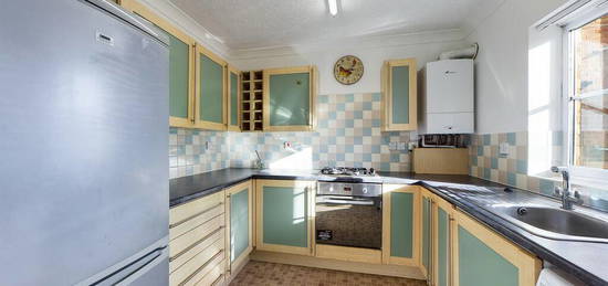 2 bedroom ground floor flat