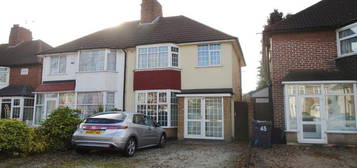 3 bedroom semi-detached house to rent