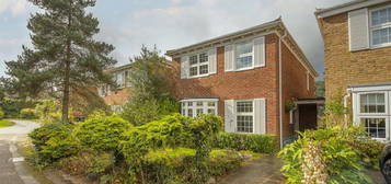 4 bedroom semi-detached house