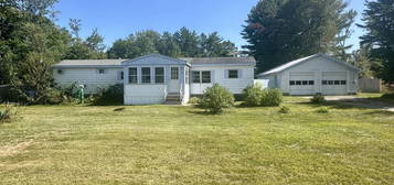 13 Endfield St, Porter, ME 04068