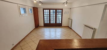 Appartement  à louer, 2 pièces, 1 chambre, 40 m²