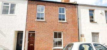 5 bedroom terraced house