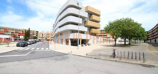 Arrendamento de Apartamento T3  em Aver-o-Mar - Amorim - Terroso