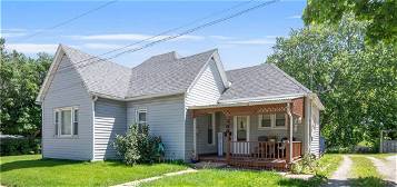 309 N 3rd St, Knoxville, IA 50138