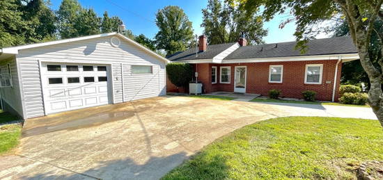 294 Franklin Heights Rd, Bassett, VA 24055