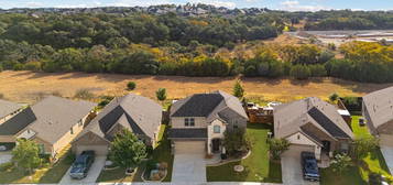 219 Parkview Ter, Boerne, TX 78006