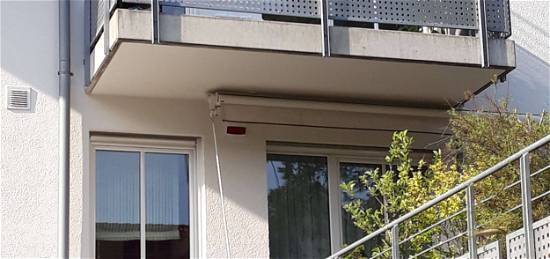 Neuwertige 2-Raum-Wohnung mit Balkon und Einbauküche in Pfaffenhofen