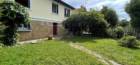 CHEVILLY-LA-RUE Louis Blériot-Coquette maison avec jardin