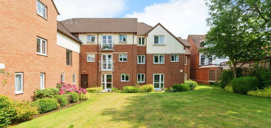 Flat for sale in Stratford Road, Hall Green, Birmingham B28