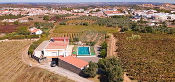 Quinta no Alentejo, com Vista Panorâmica, Piscina e Área de barbecue