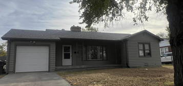 2212 Hart Ave, Dodge City, KS 67801