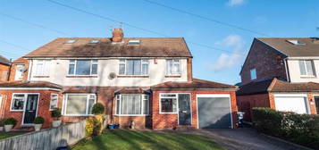 3 bedroom semi-detached house to rent