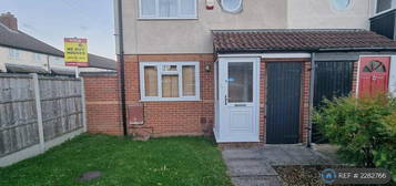 2 bedroom terraced house