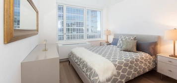 1 Ocean Dr Unit W19C, Brooklyn, NY 11224