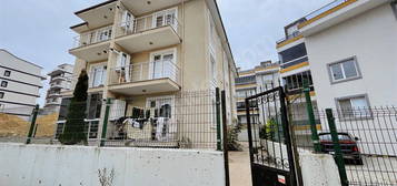 BAĞÇEŞME'DE 1+1 FULL EŞYALI ARA KAT SATILIK DAİRE